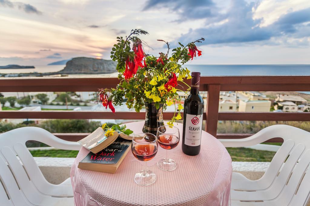 Yiannis Ηotel Foiníkion 외부 사진